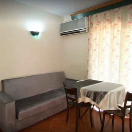 Club Dante Apartments Мармарис Экстерьер фото