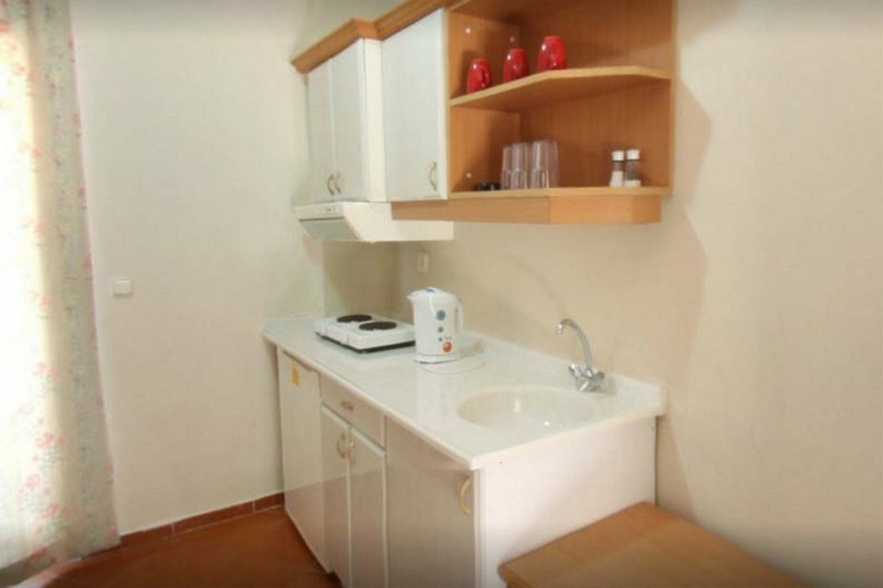 Club Dante Apartments Мармарис Экстерьер фото