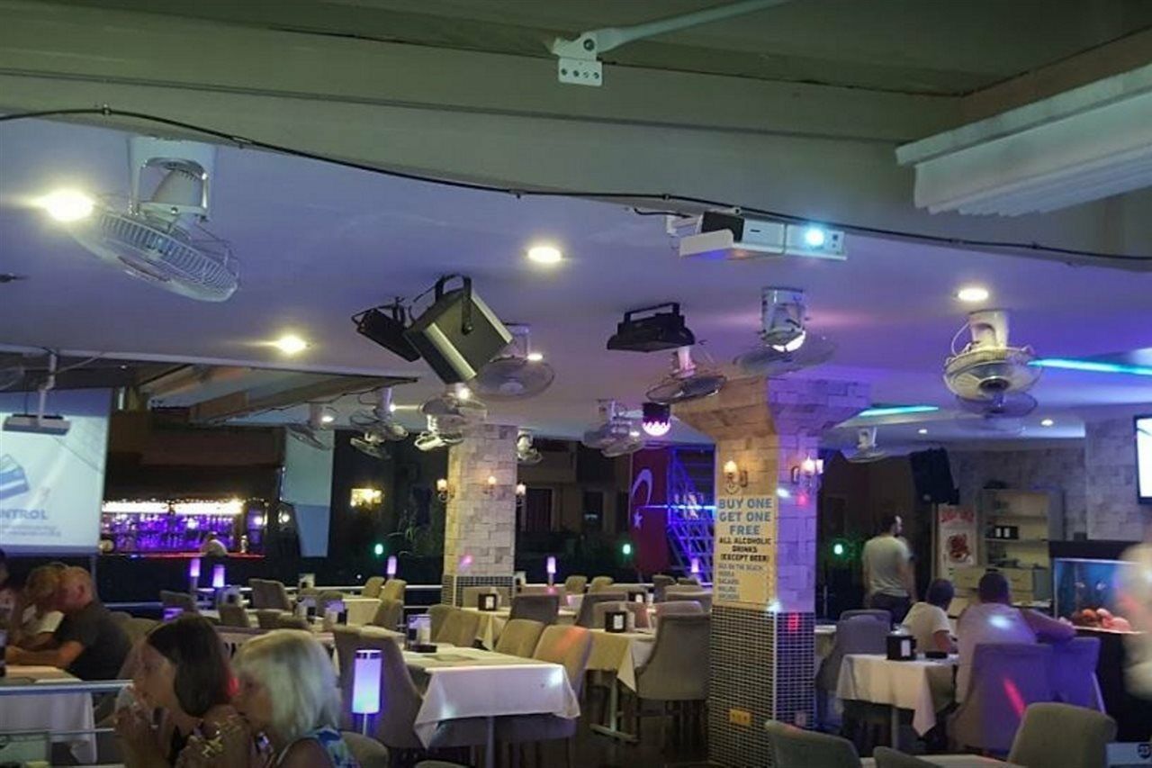 Club Dante Apartments Мармарис Экстерьер фото