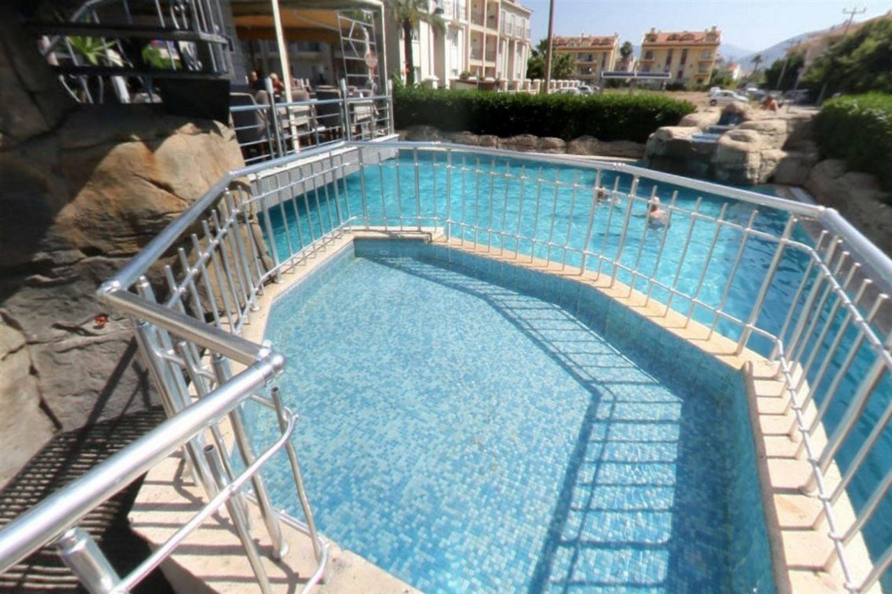 Club Dante Apartments Мармарис Экстерьер фото