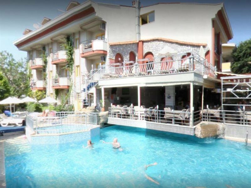 Club Dante Apartments Мармарис Экстерьер фото