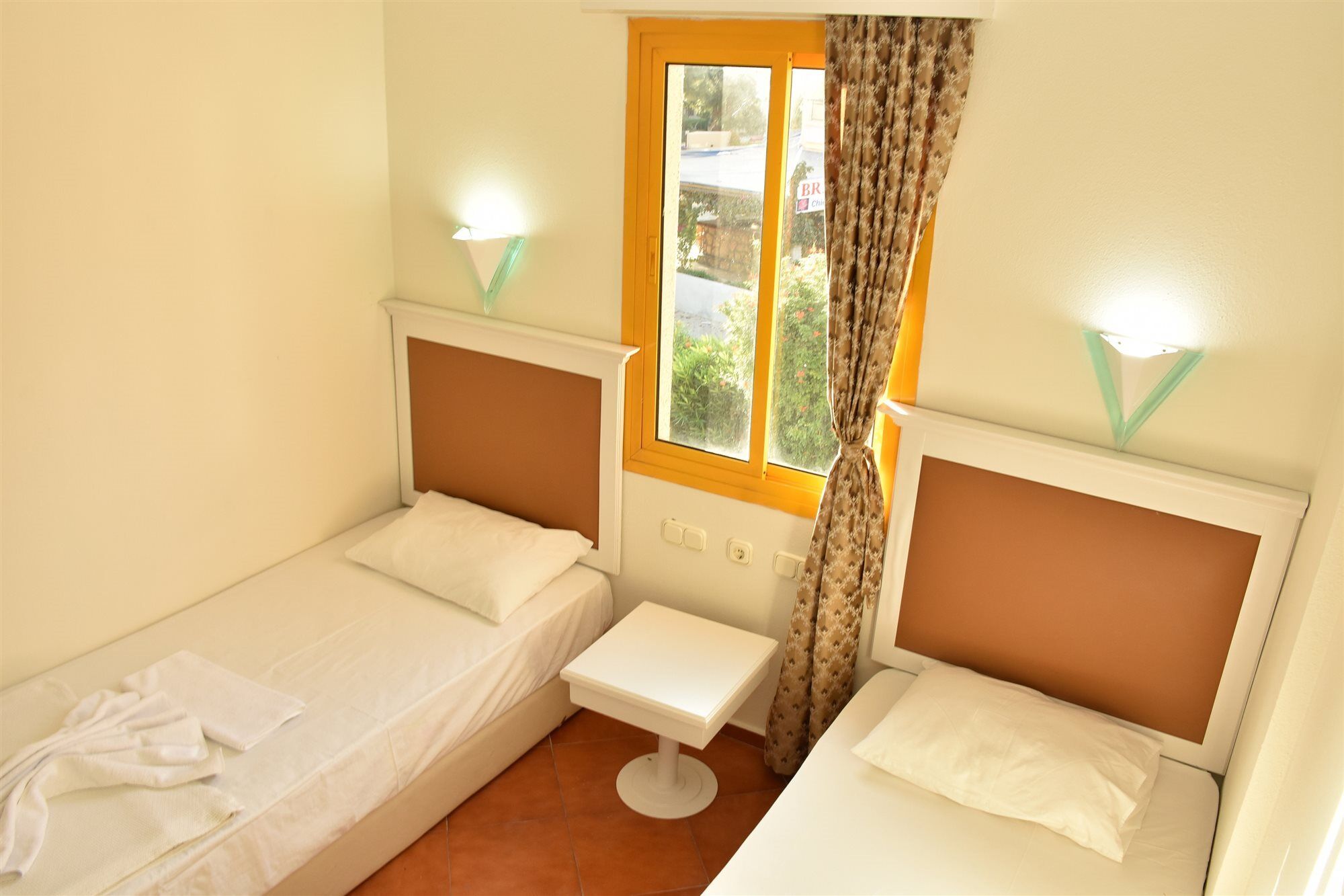 Club Dante Apartments Мармарис Экстерьер фото