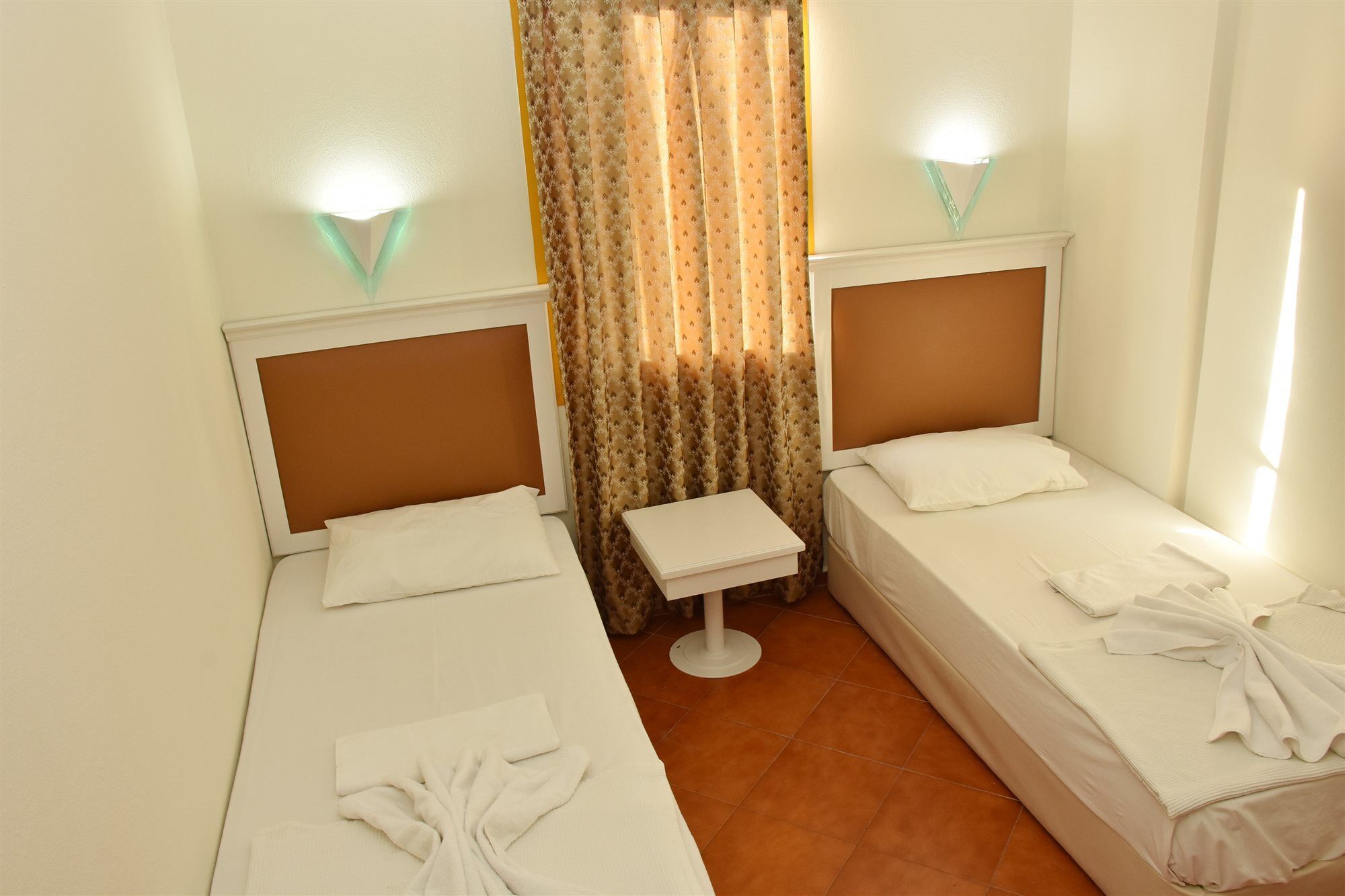 Club Dante Apartments Мармарис Экстерьер фото